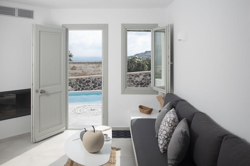 White Orchid Luxury Suites 31/50