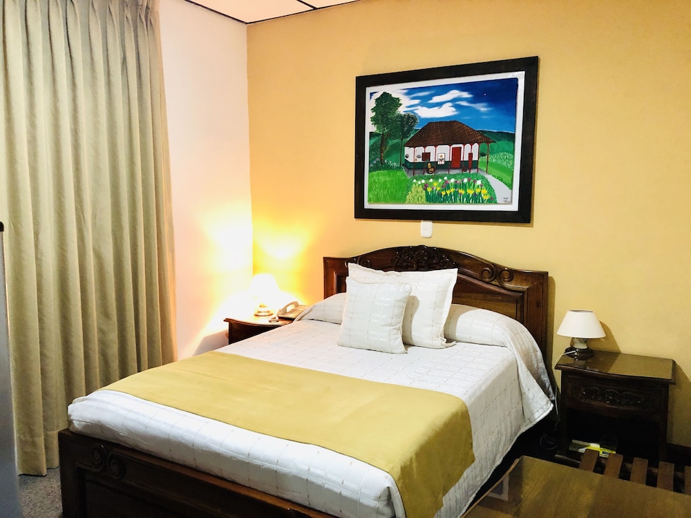 Gran Hotel Pereira 17/67