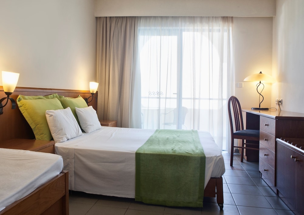 Sunrise Beach Resort 11/36