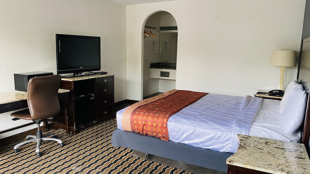 Sierra Inn 9/17