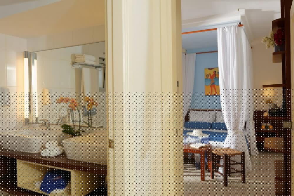 Anissa Beach and Village Hotel 34/80