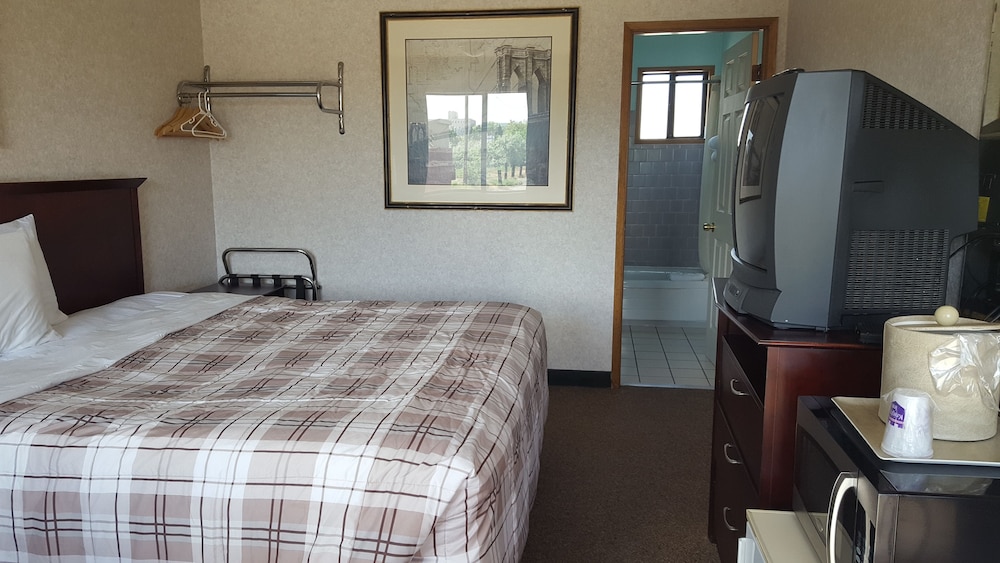 Richland Inn And Suites 15/32