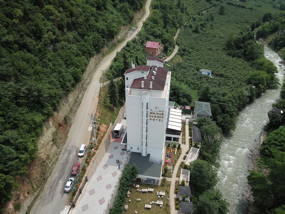 Jolnar Garden Hotel 44/50