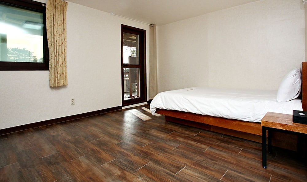 Manripo Hotel 13/49