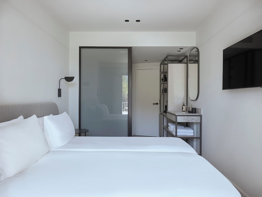 Lithos Hotel 16/46