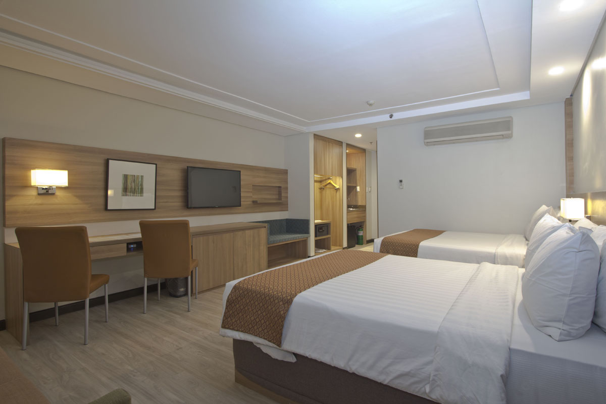 جناح ركني، Crown Regency Hotel Makati 3/3