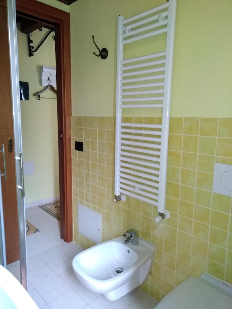 La Corte Di Lucina 46/50