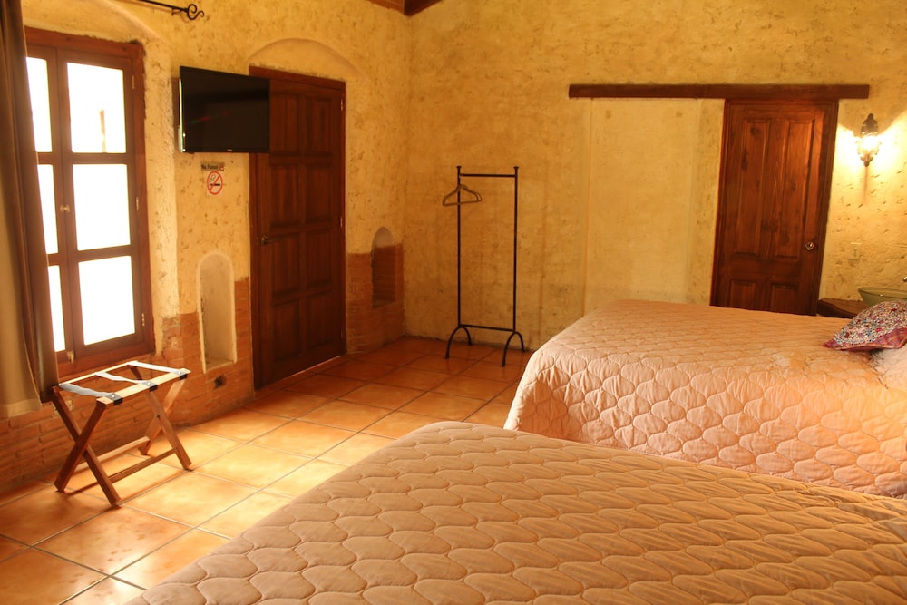 Naif Boutique Hotel & Gallery 27/68