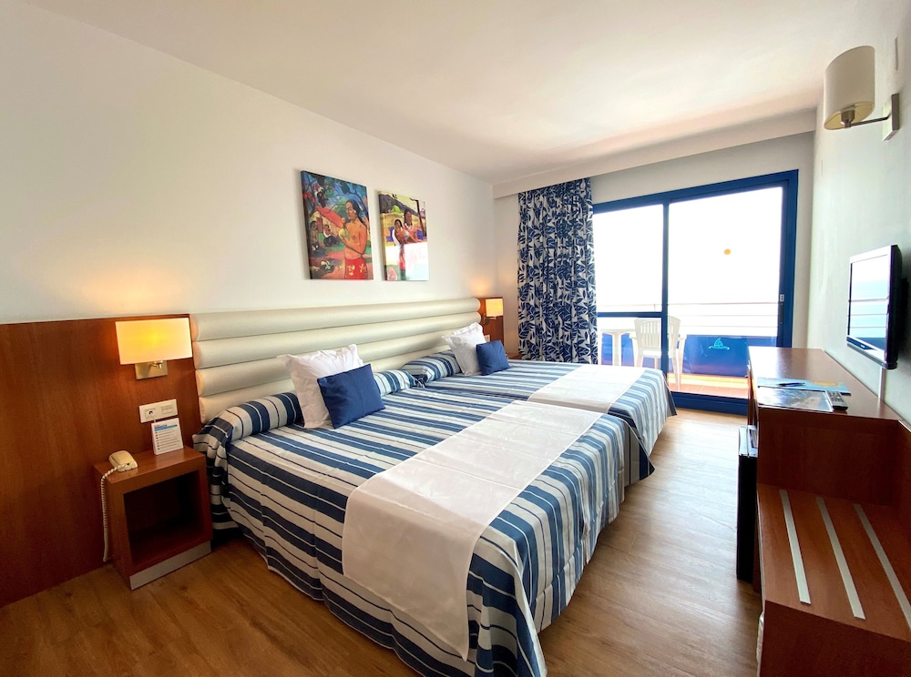 Hotel Tahiti Playa 75/137