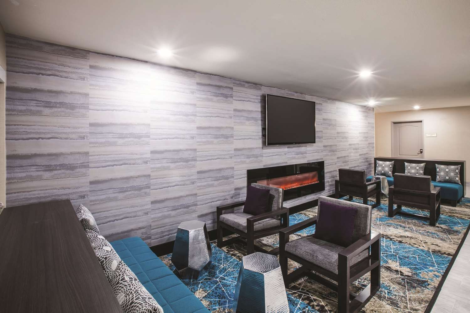 La Quinta Inn Suites By Wyndham Walker Denham Springs 14/22