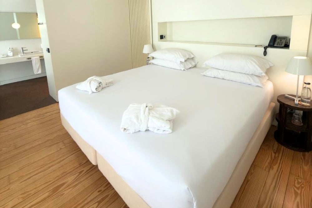 Inspira, Suite, Double Bed, Sofa، Inspira Liberdade Boutique Hotel 2/10