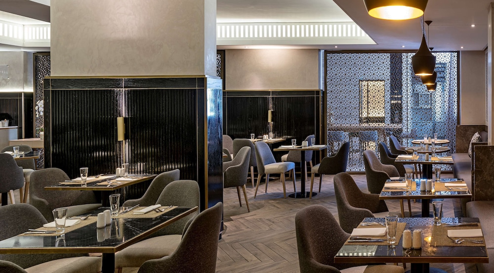 Hyatt Regency Cape Town 44/63