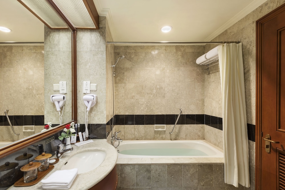 Prime Plaza Hotel Purwakarta 15/56