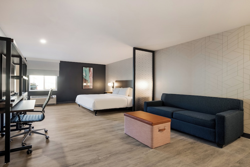 Everhome Suites San Bernardino - Loma Linda 41/59