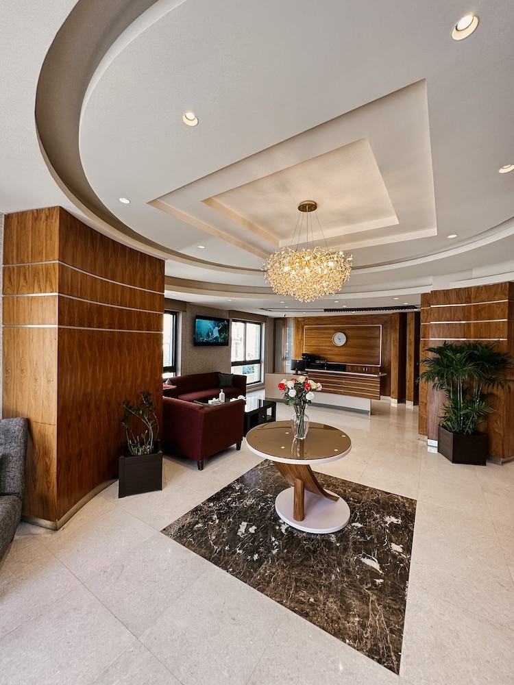 Celino Hotel 3/23