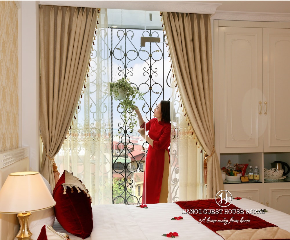 Hanoi Hotel Royal 12/74