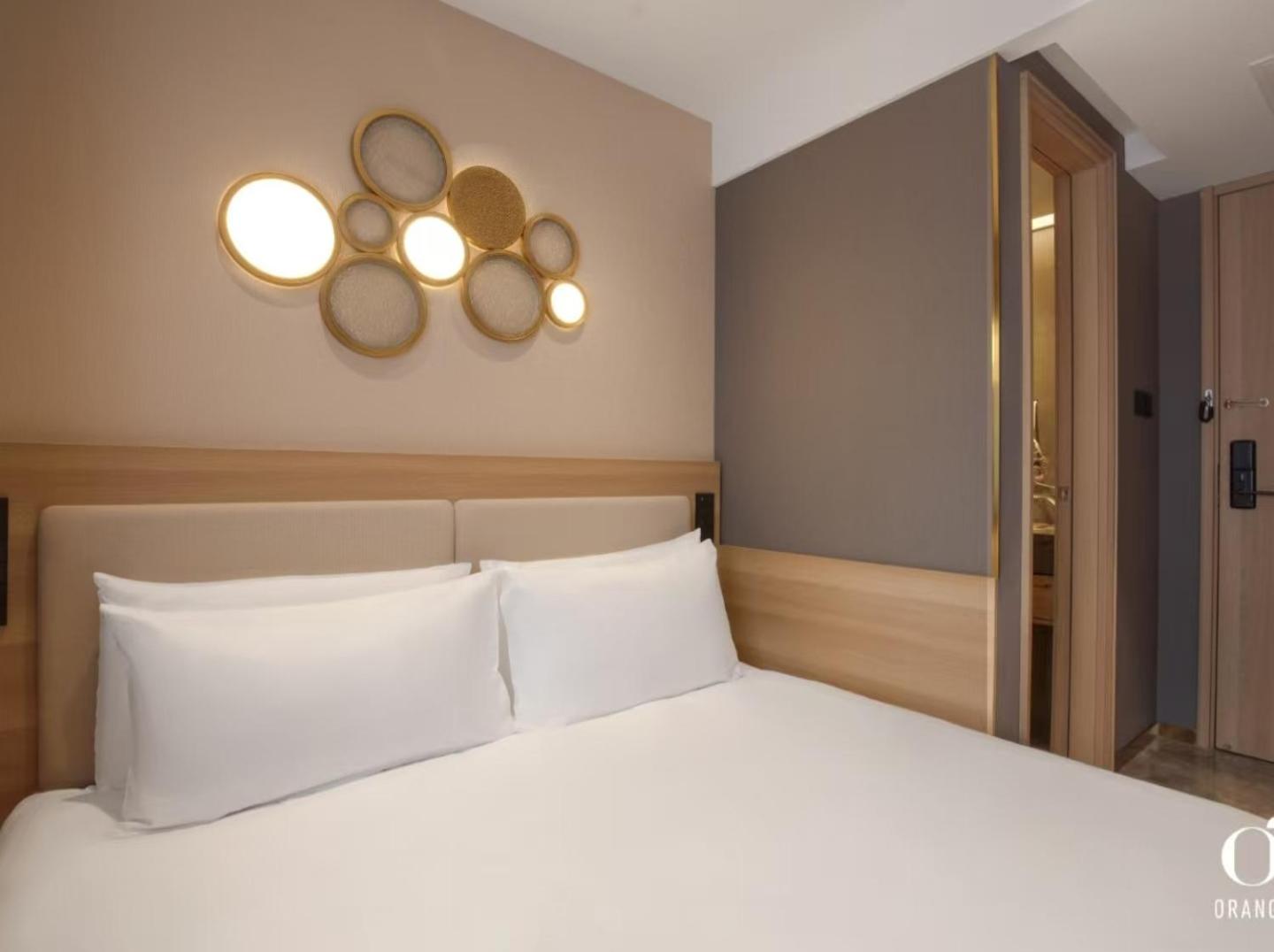 Orange Hotel (Beijing Yansha Liangma River) 28/50