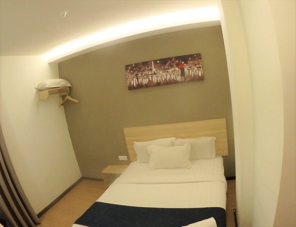 Orange Hotel Sungai Buloh 37/37