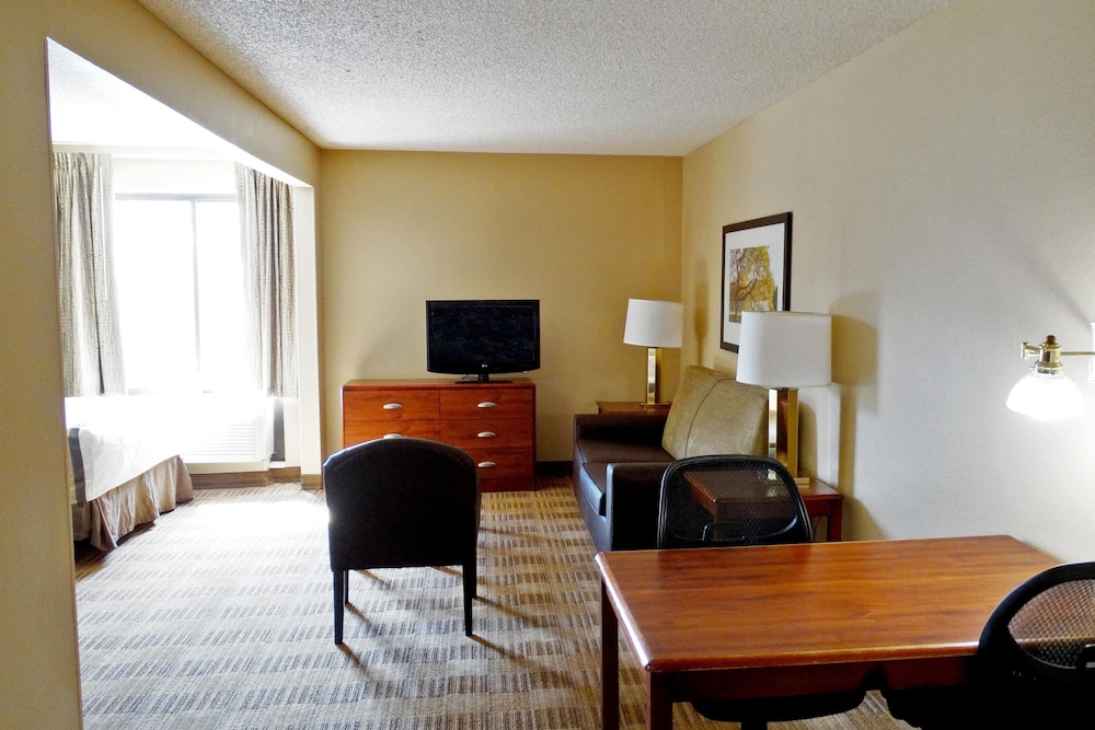 MainStay Suites Little Rock West Near Medical Centers 24/57