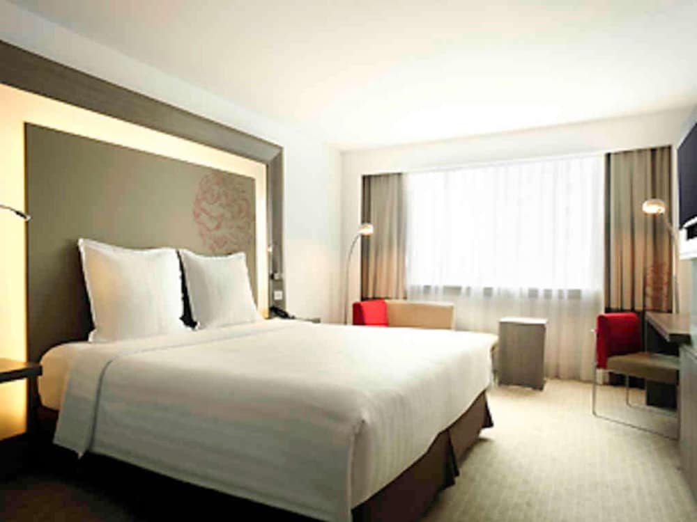 Novotel Jakarta Gajah Mada 16/49