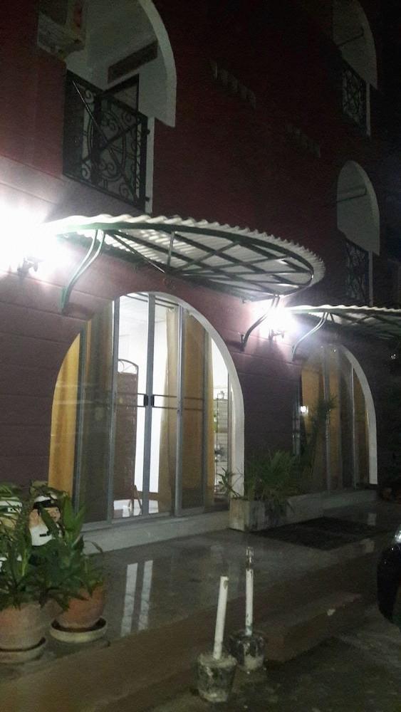 Baan Khun Mae Apartment 9/37