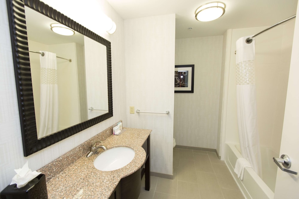 Hampton Inn And Suites Oklahoma City Airport Ok 9/46