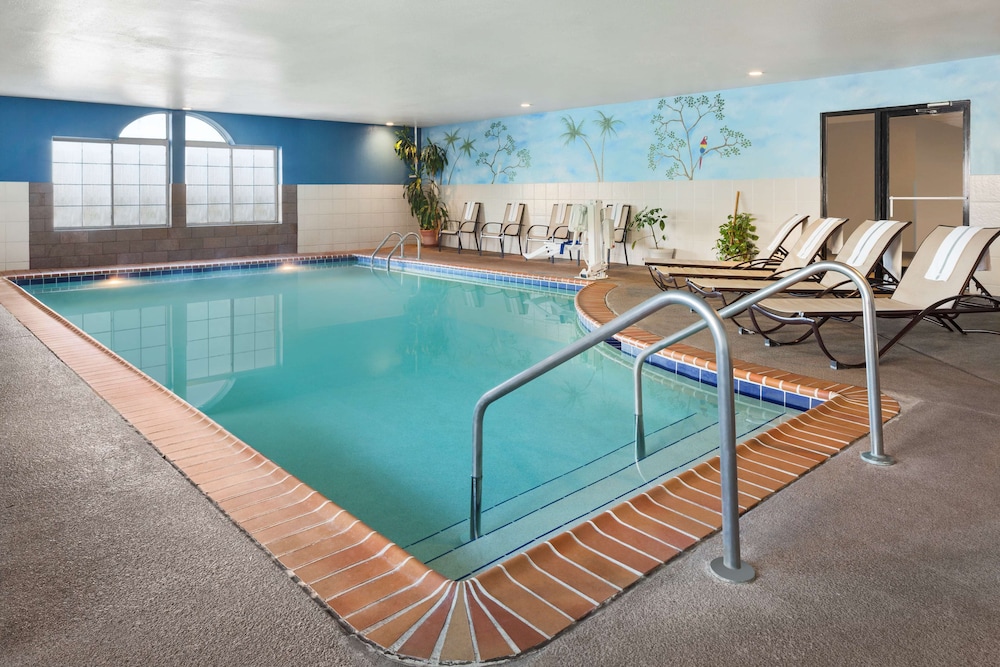 Country Inn Suites By Radisson Lexington Ky 13/21
