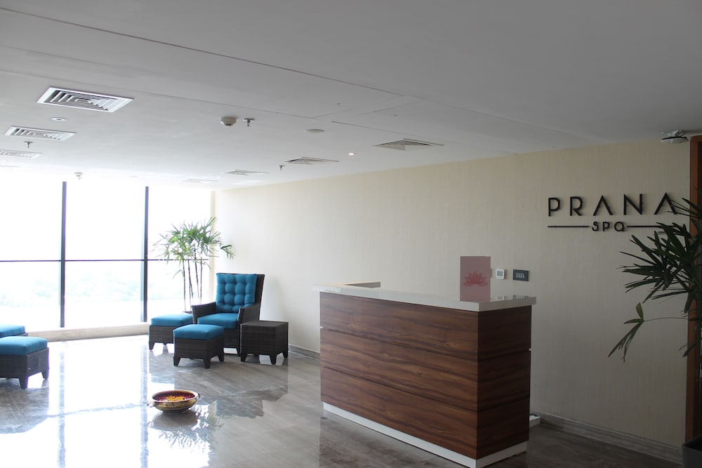 Doubletree By Hilton Ahmedabad India 9/48