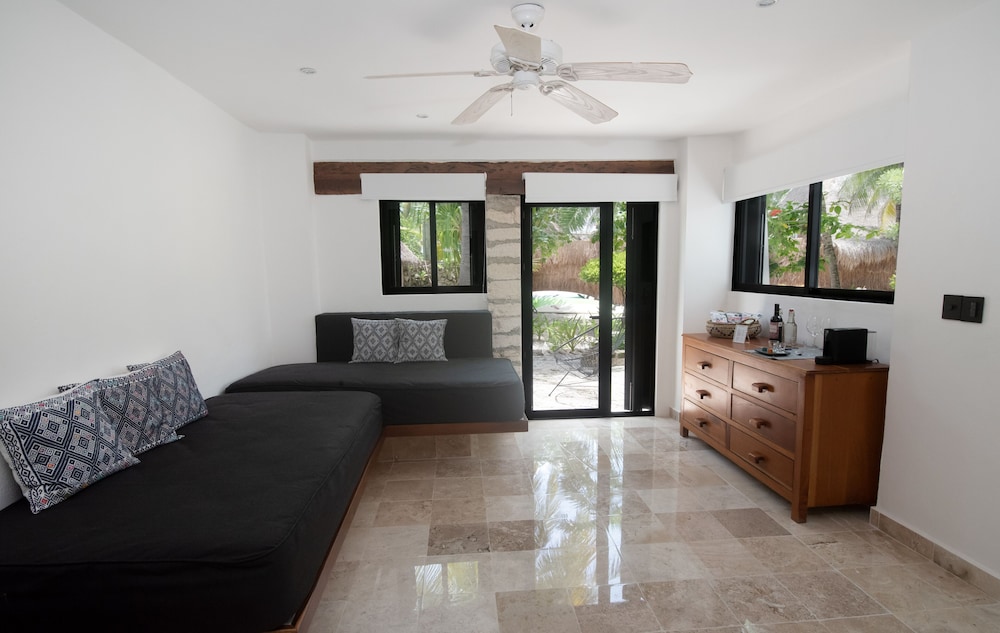 HOTEL CASA DEL JAGUAR BEACH 26/50