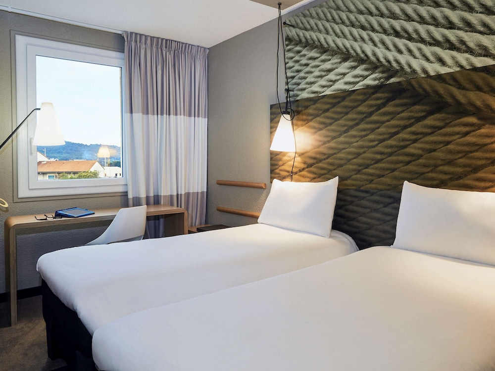 ibis Toulon La Seyne Sur Mer 14/71