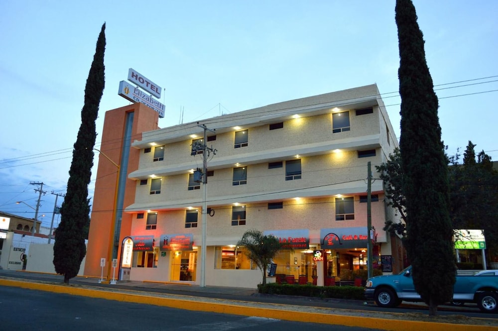 Elizabeth Ciudad Deportiva Hotel 4/31