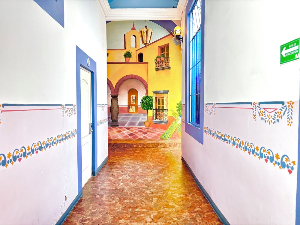 Hotel La Alhondiga 55/58