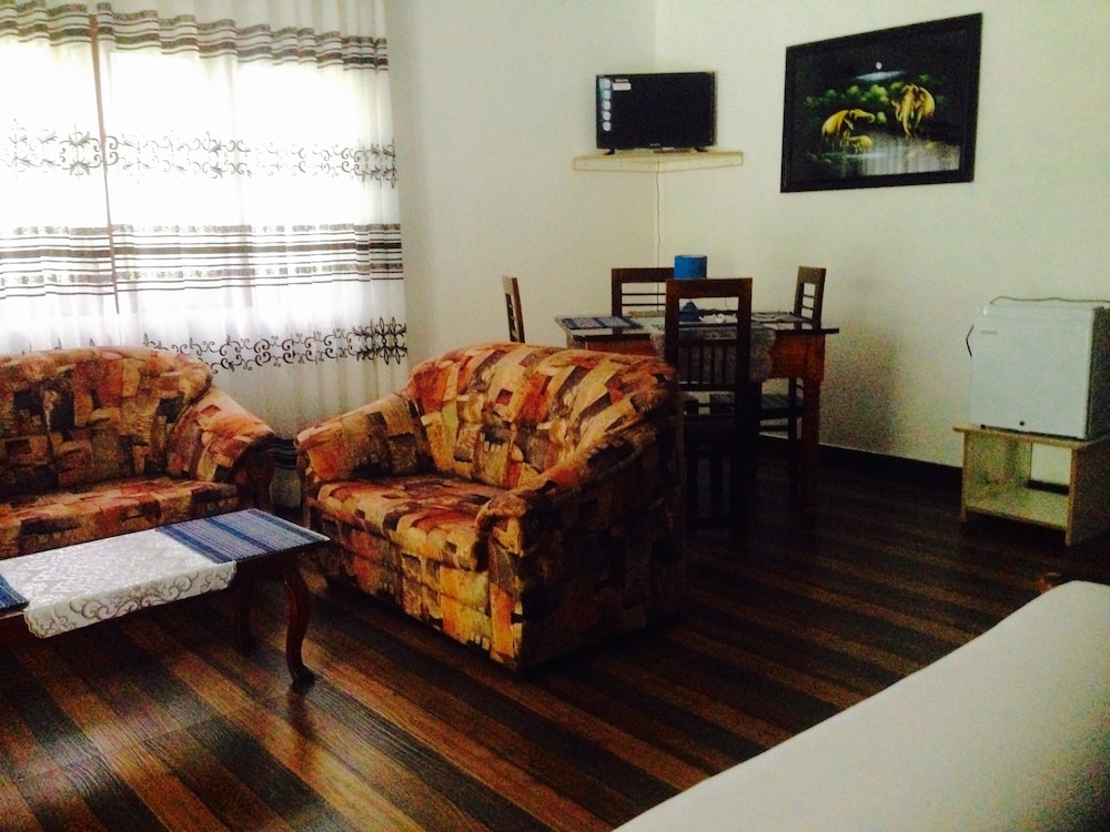Yalegoda Walauwa Homestay 28/50