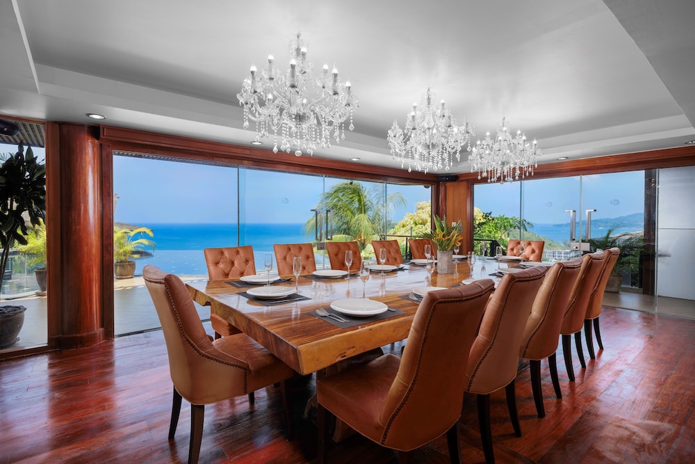 Koi Signature Villa 51/67