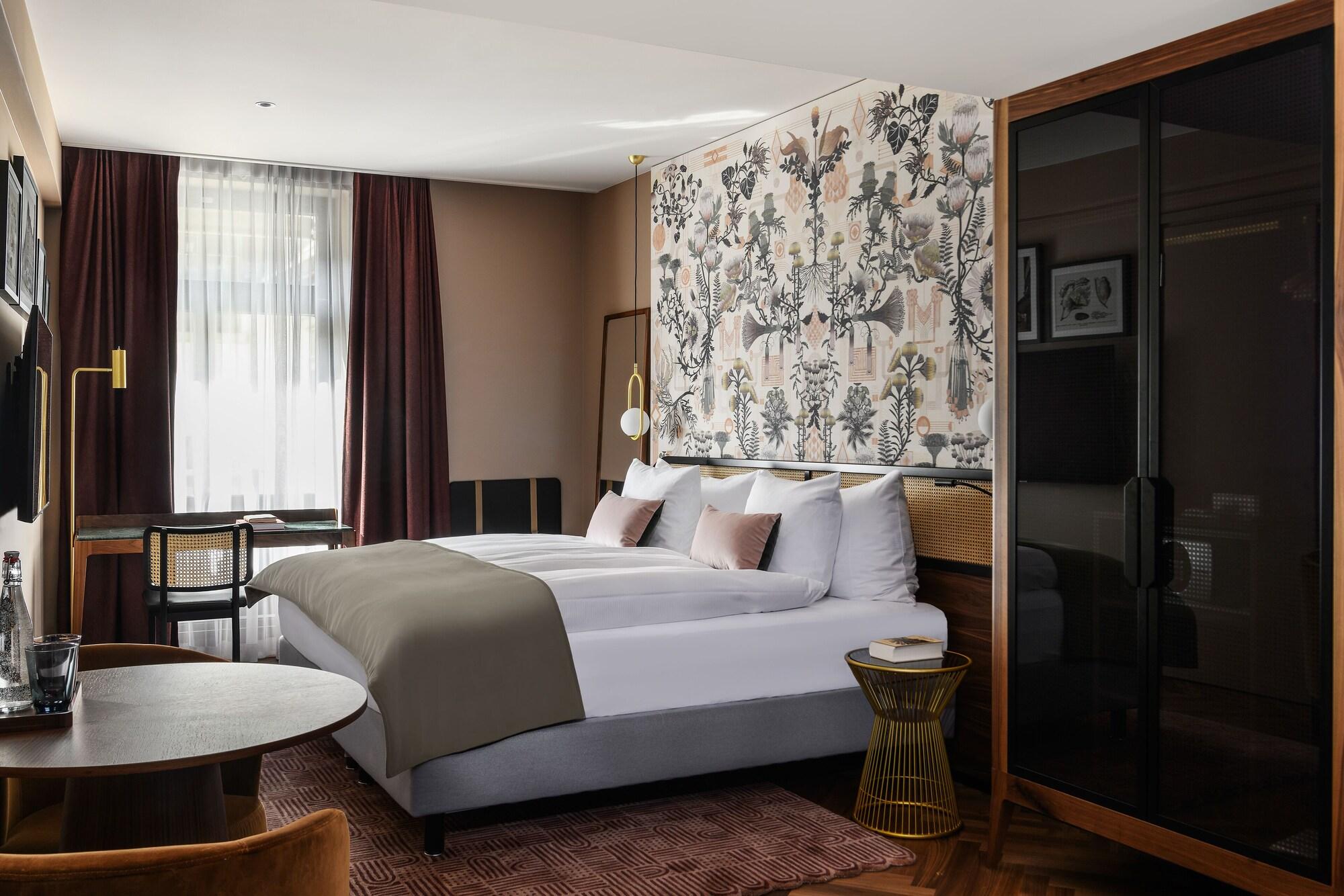 Superior, Double Bed, Kitchenette