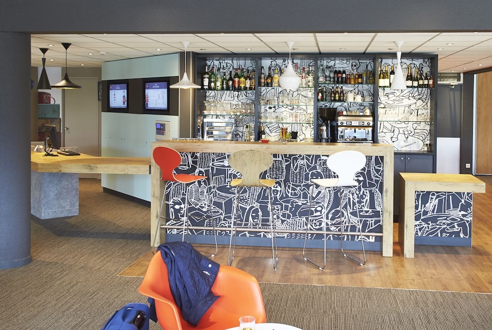 Ibis Auray 7/65