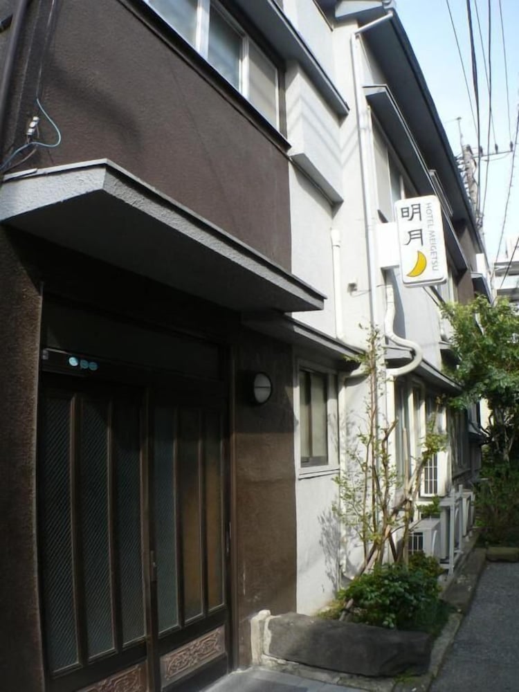 Hotel Meigetsu 2/50