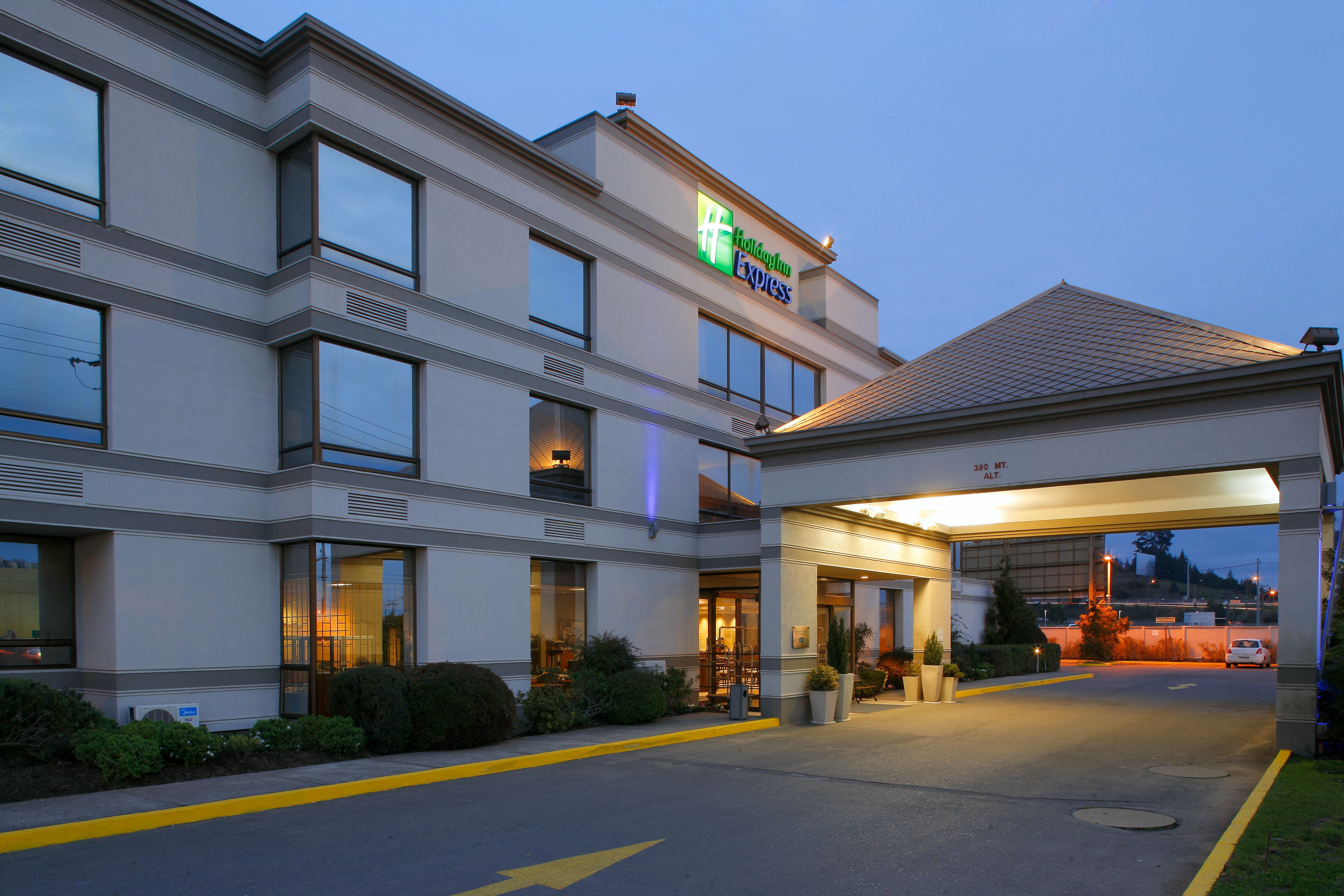 HOLIDAY INN EXPRESS CONCEPCION 67/74