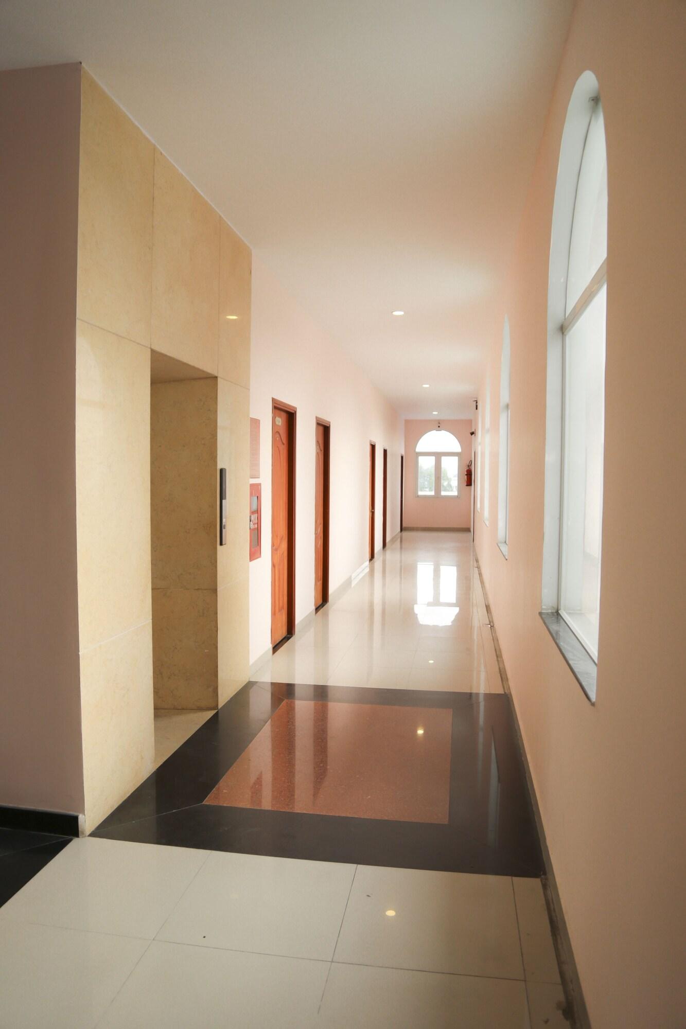 Hotel 175 70/95