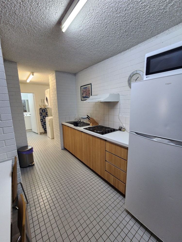 Perth City Apartment Hotel 14/46