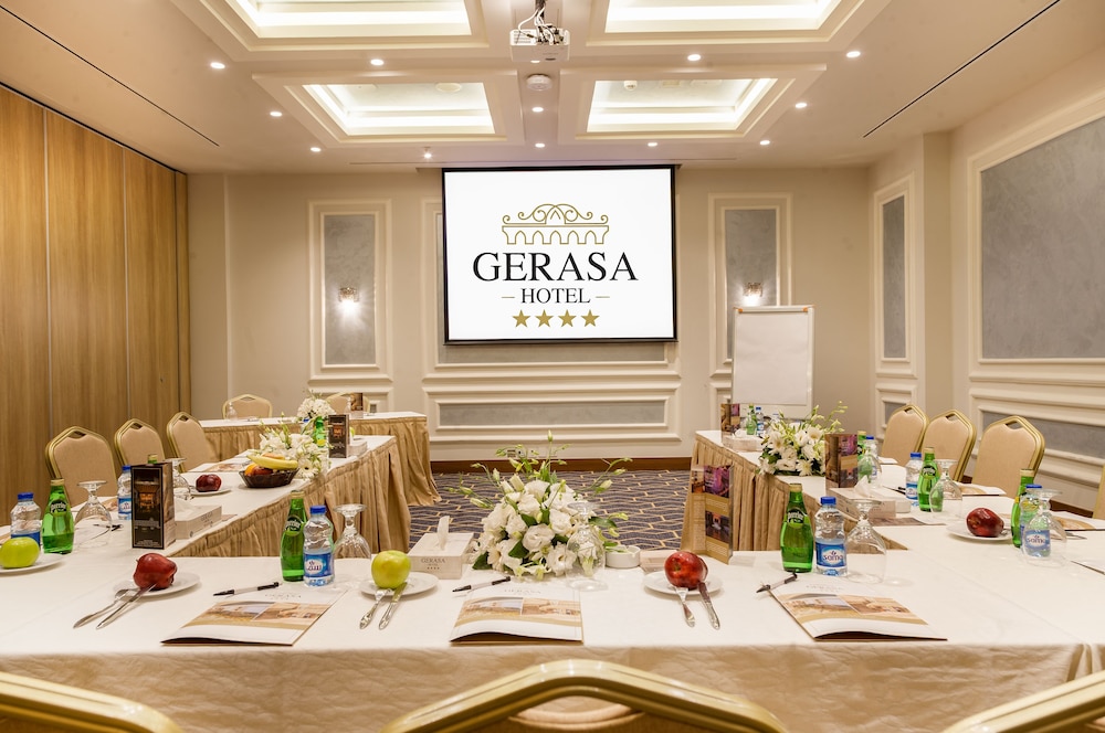 Gerasa Hotel 11/40
