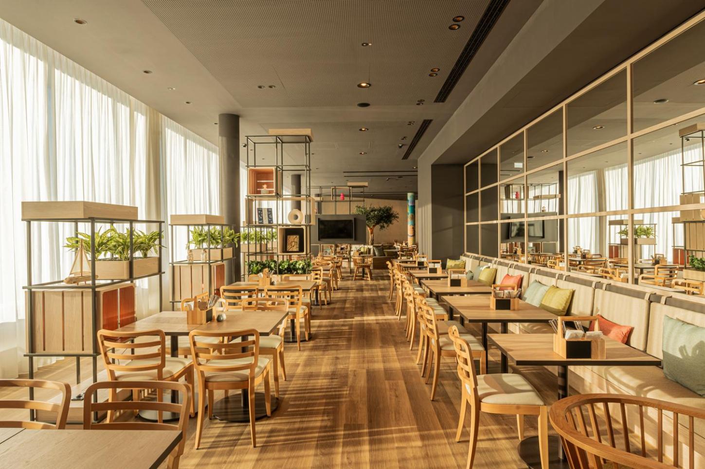 IntercityHotel Lubeck 18/30