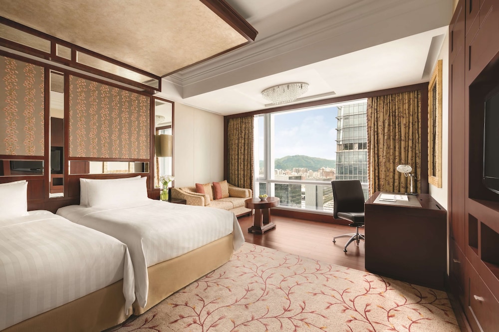 Futian Shangri-La Shenzhen 17/70
