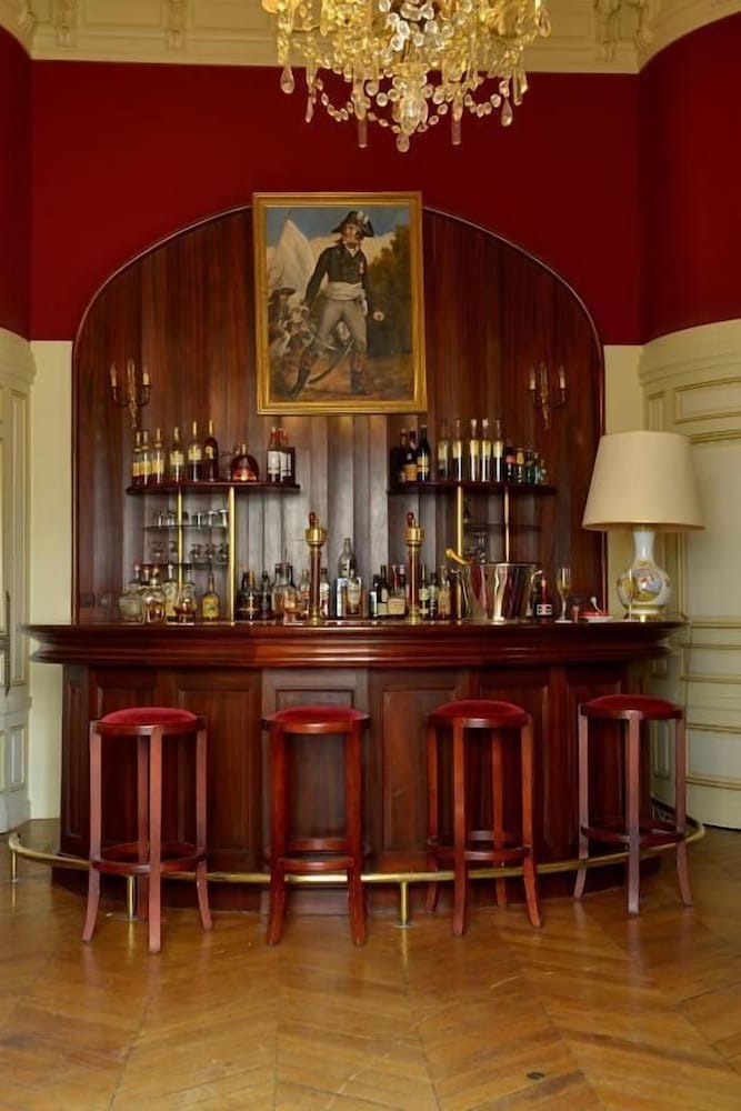 CHATEAU COLBERT 24/36