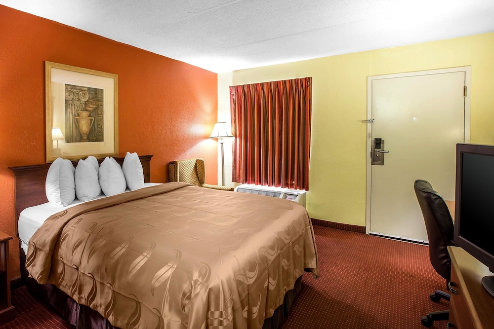 Quality Inn Duncan Spartanburg West 21/39