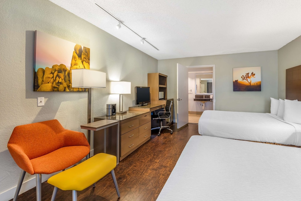 Best Western Inn At Palm Springs 25/47