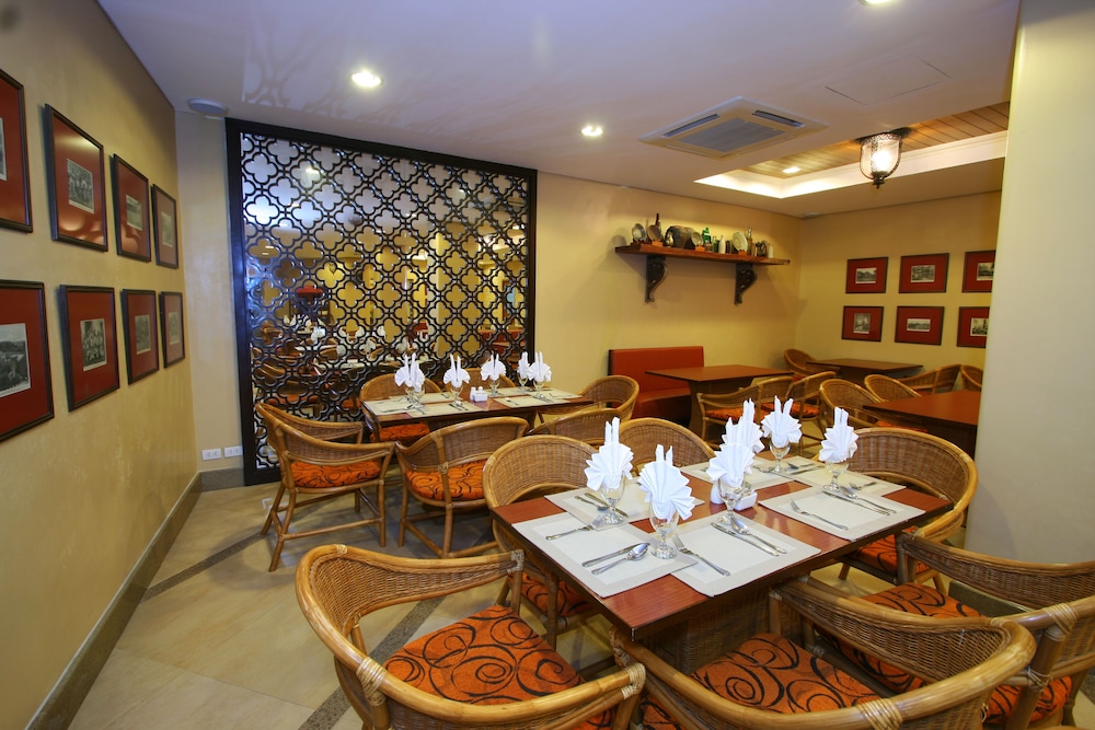 Crown Regency Prince Resort 35/35
