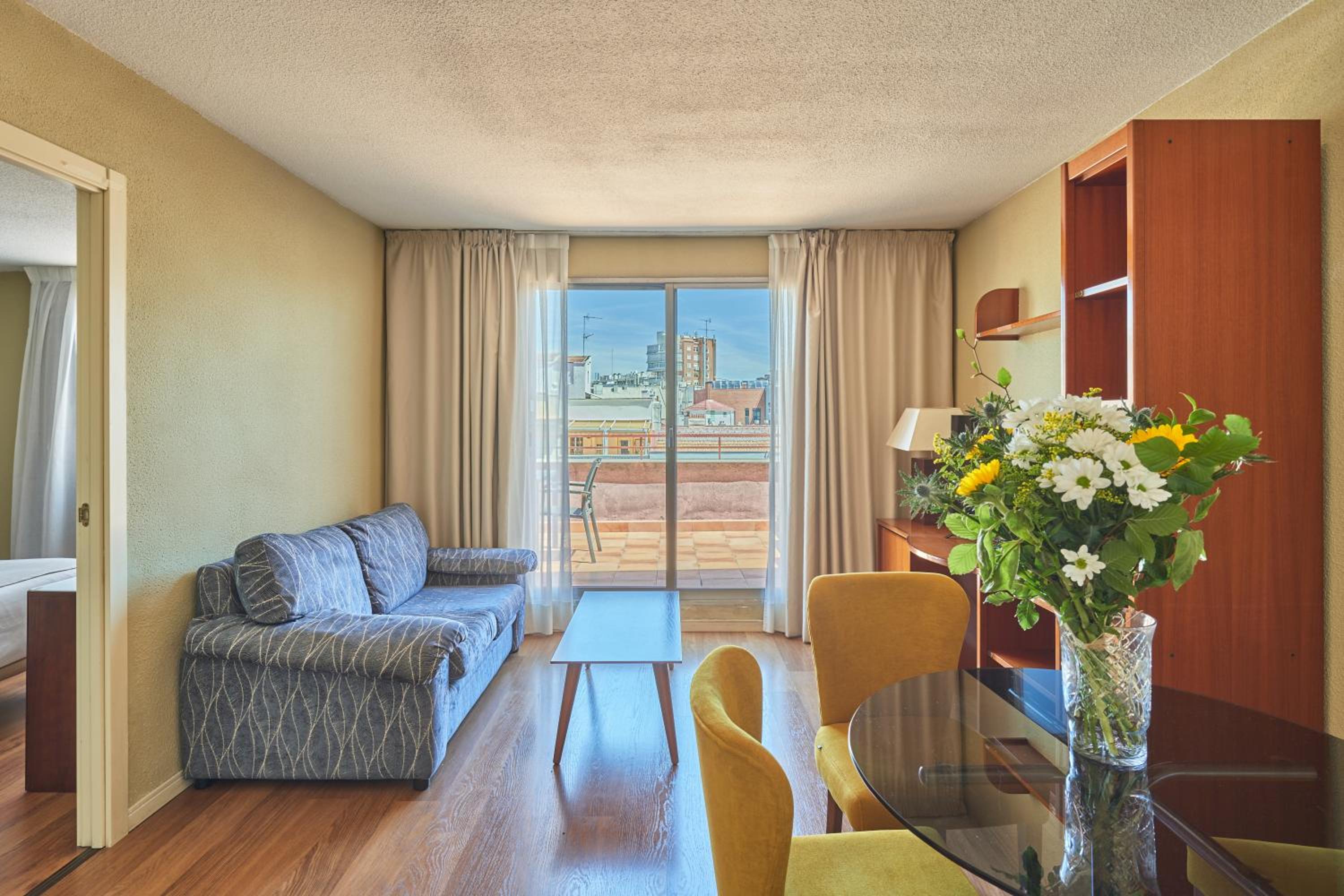 Apartamentos Juan Bravo 29/50