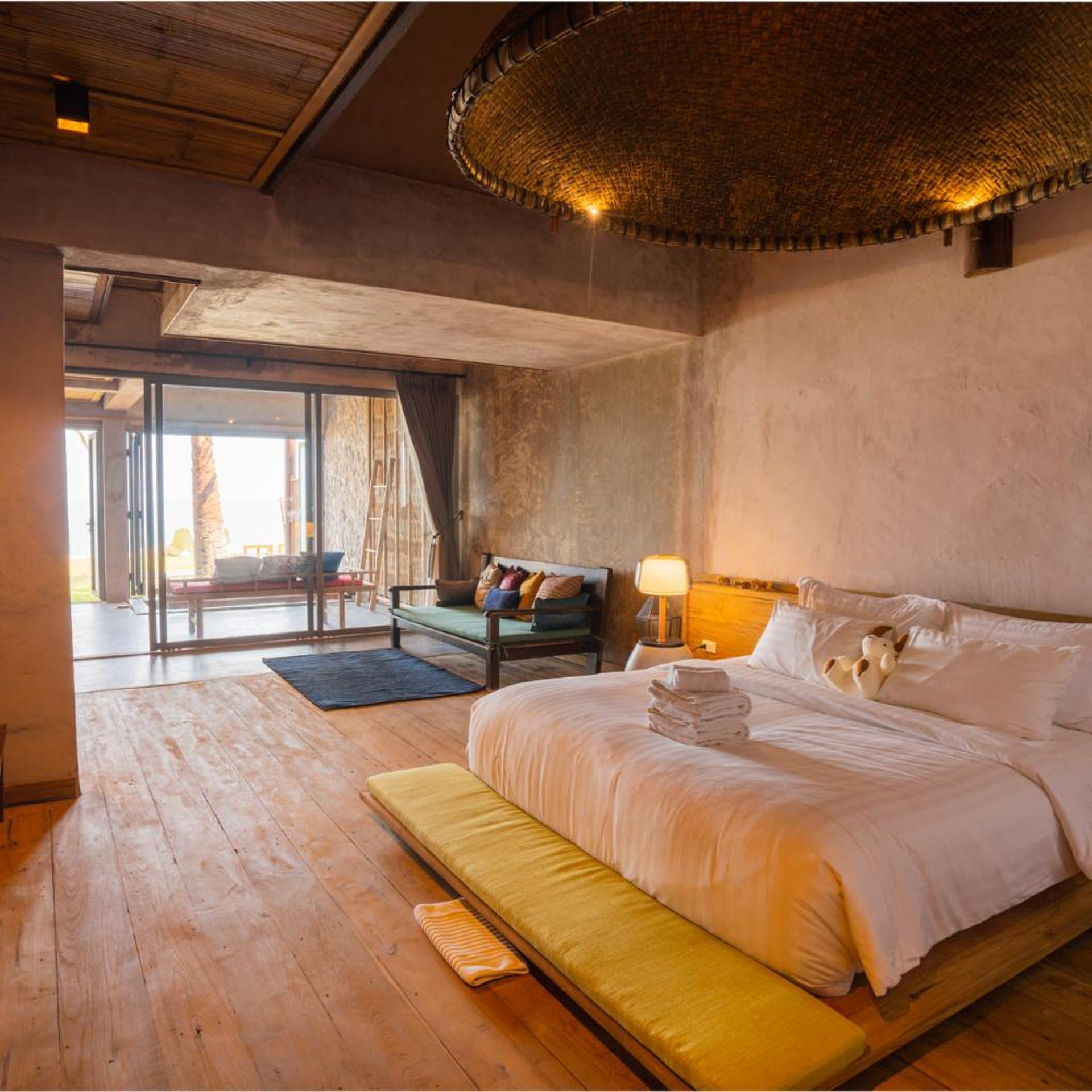 Beachfront Suites with Plunge Pool