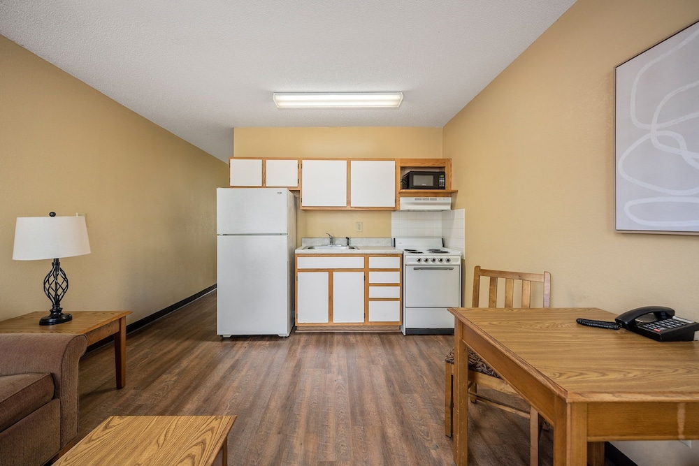 Affordable Suites Wilson 23/32